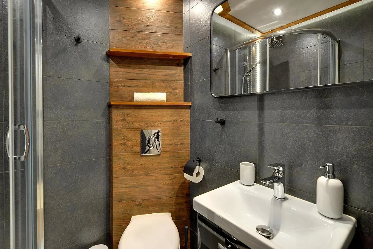 Nowoczesne I Eleganckie Apartamenty Sun Seasons 24 W Karpaczu By Noclegi Renters 0*, Karpacz Polonia