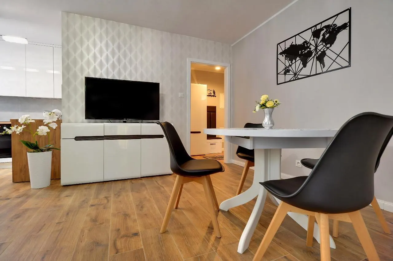 Nowoczesne I Eleganckie Apartamenty Sun Seasons 24 W Karpaczu By Noclegi Renters 0*, Karpacz